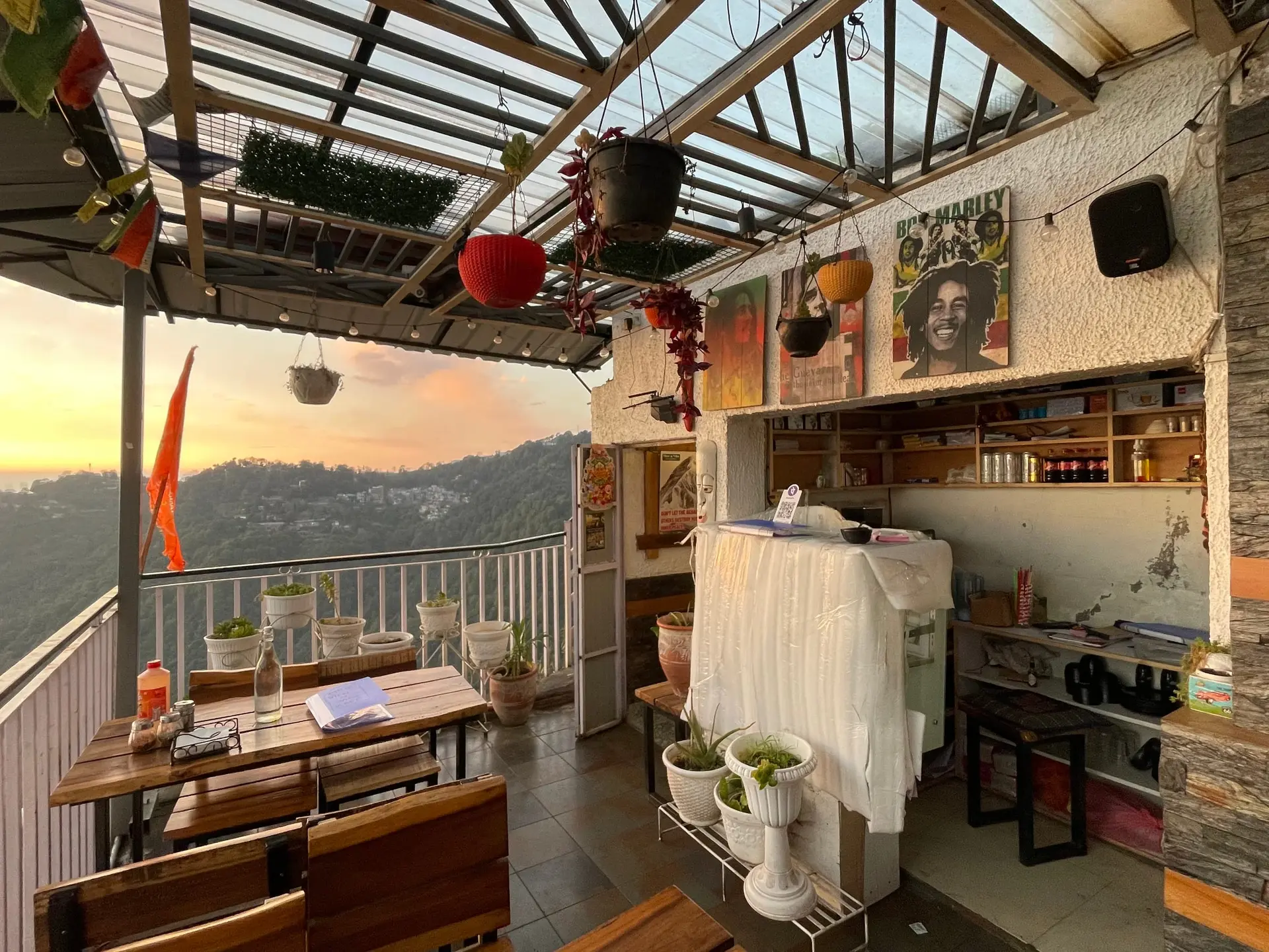 View N Vibe moment 21