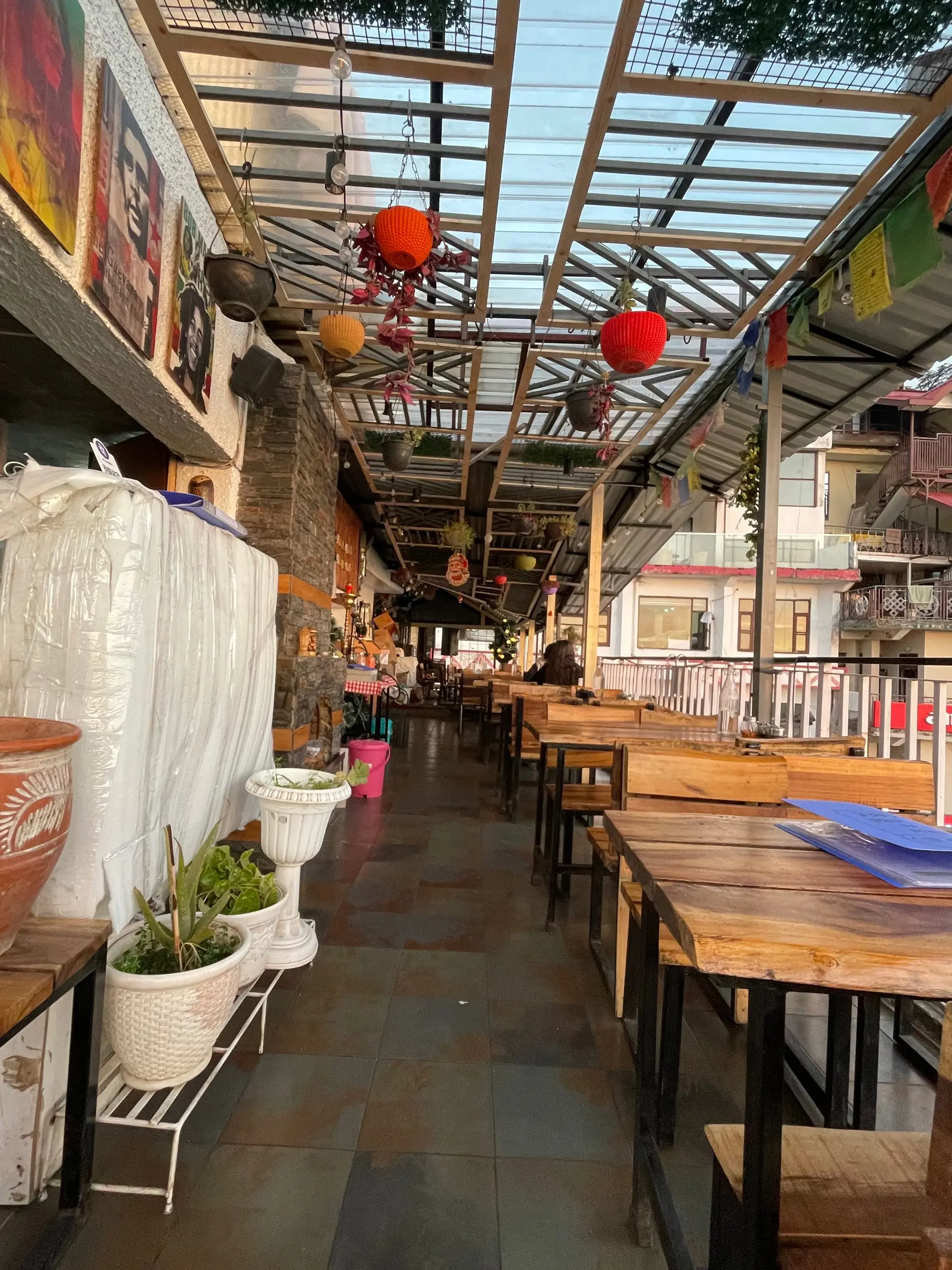 View N Vibe moment 23